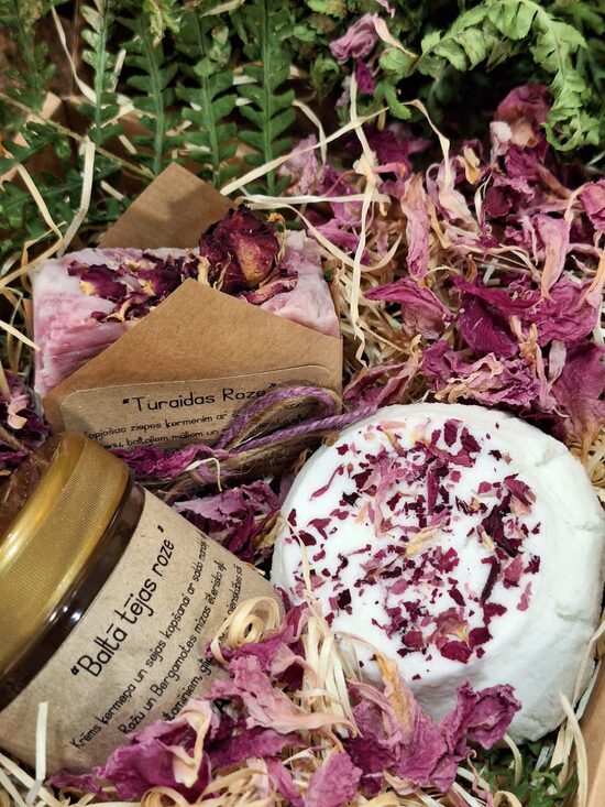 Krēms "Baltā tējas roze"